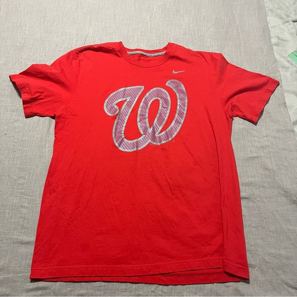 Washington Nationals Nike Red Logo Men's Tee Size XL Baseball MLB - Picture 2 of 6